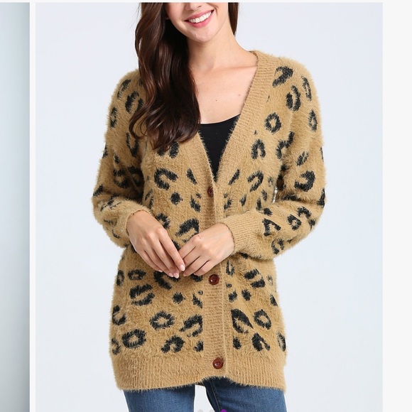 Simply Couture Cozy Leopard Oversized Cardigan Sweater Button Up - Picture 11 of 11